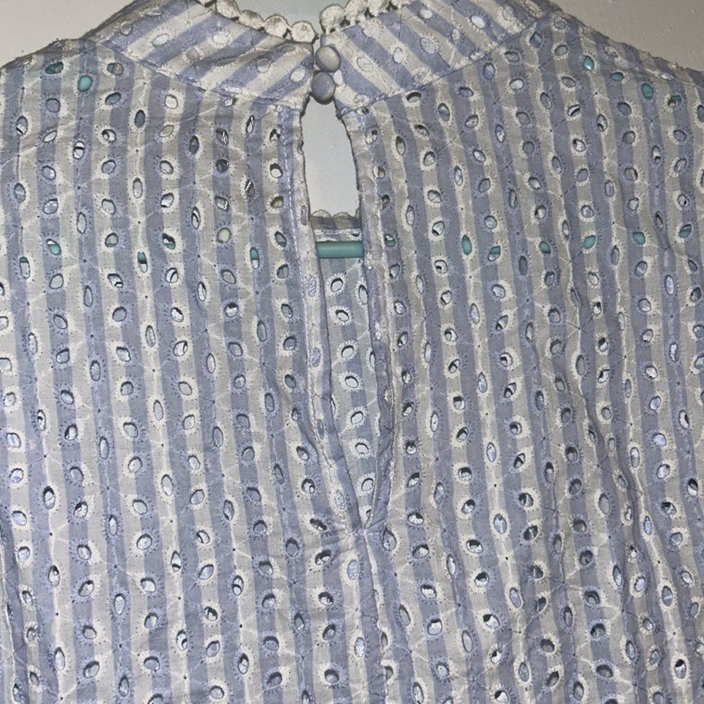 Women's White Eyelet Top - Picture 7 of 8